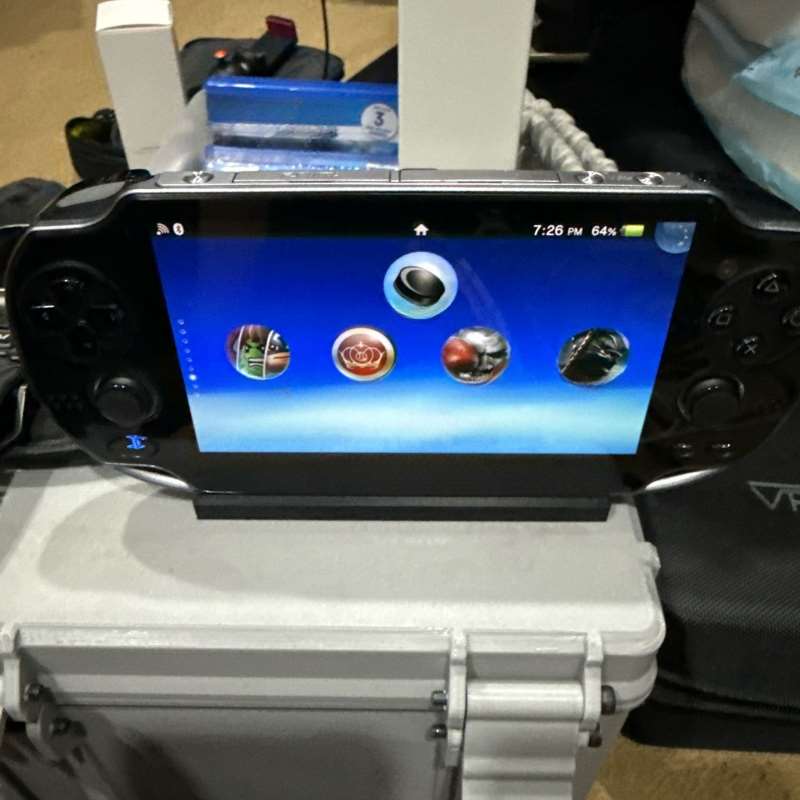 حامل وحدة تحكم الألعاب المحمول - مراجعة Gaming Console Holder وسعره